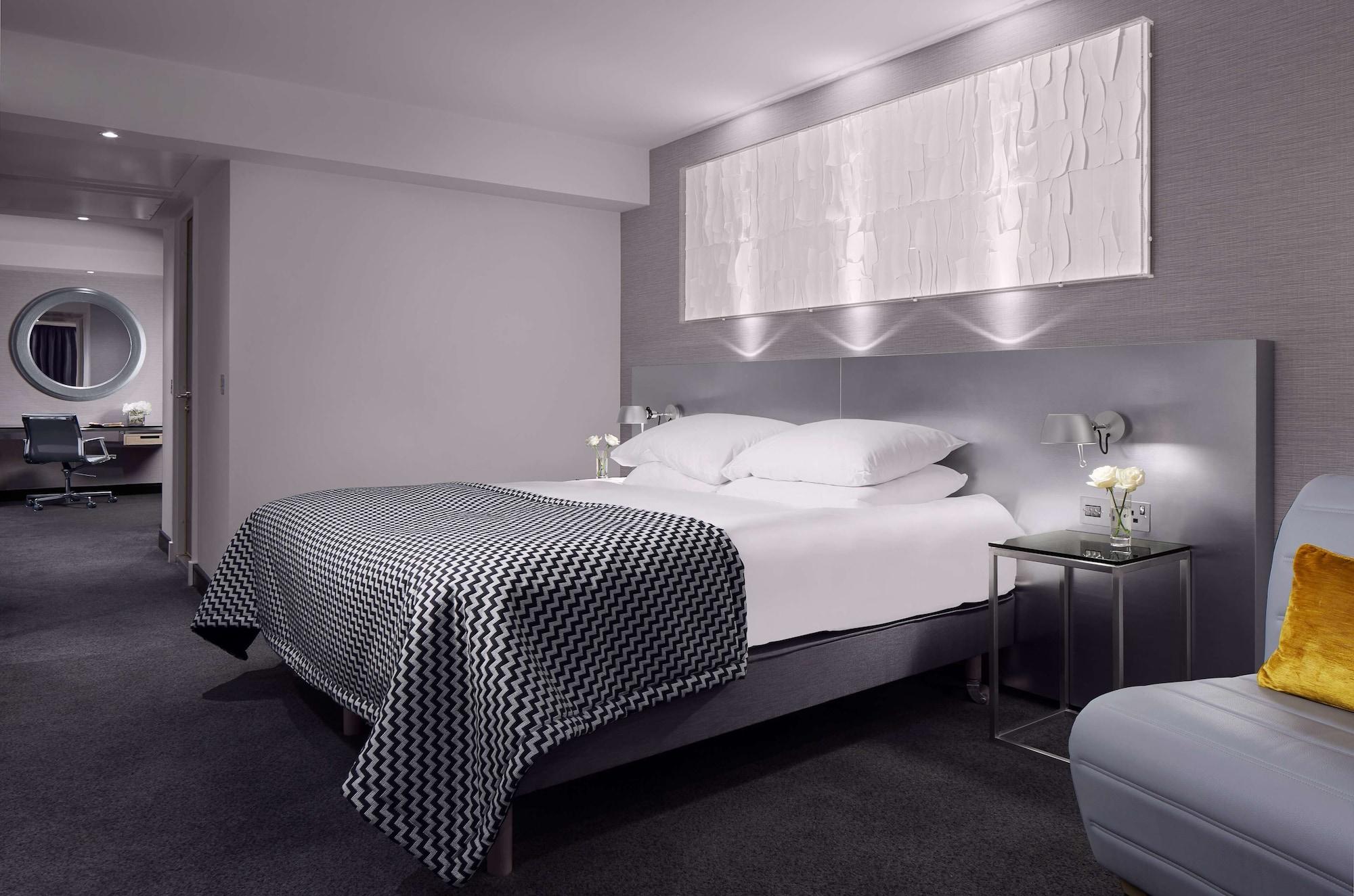 Radisson Blu Hotel, Edinburgh City Centre Ngoại thất bức ảnh